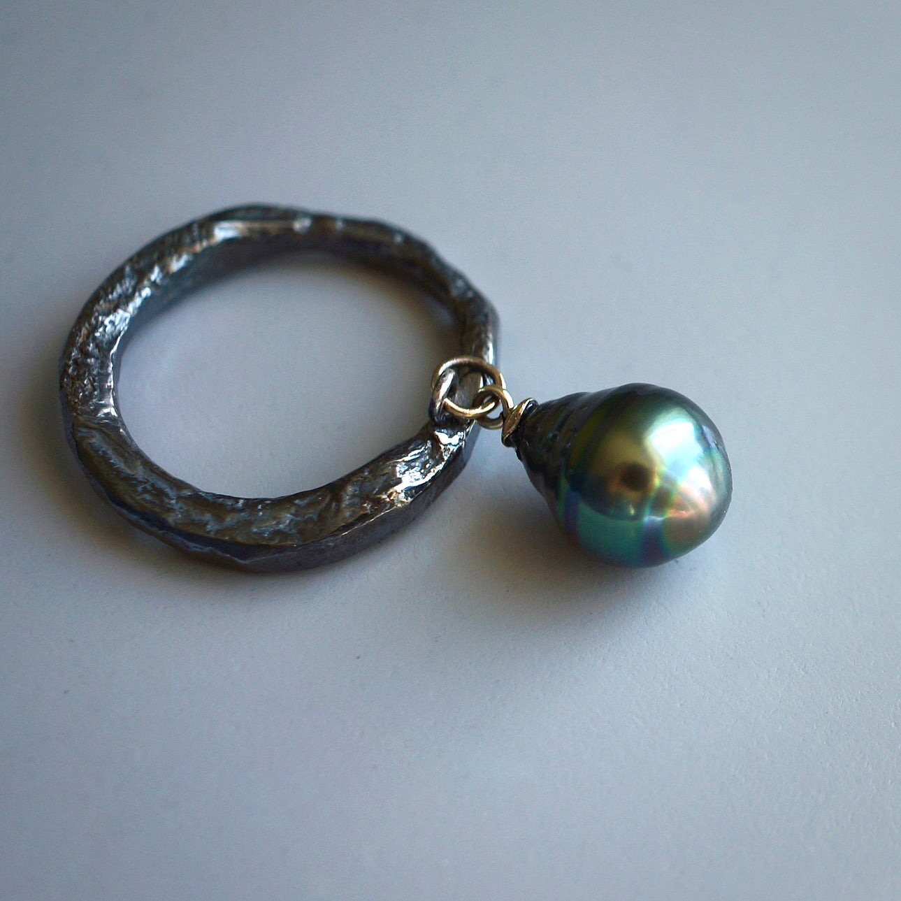 Dangle Tahitian pearl ring