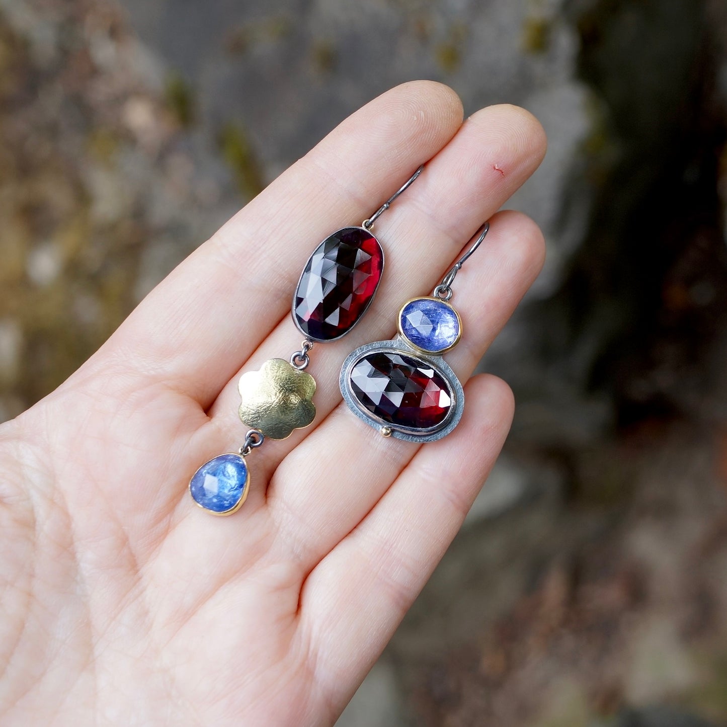 Garnet and tanzanite earrings with gold flower