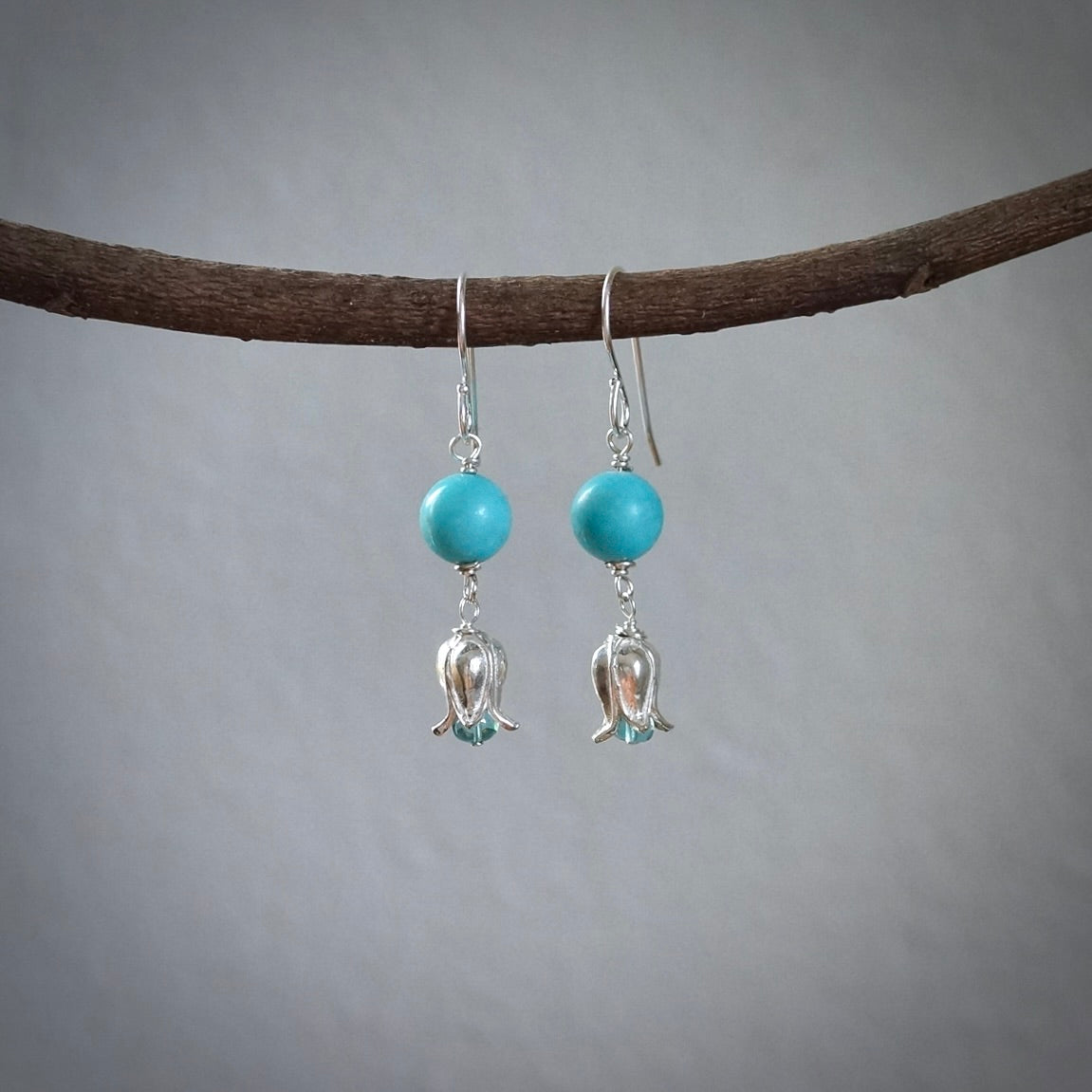 Campitos turquoise, apatite and tulip earrings