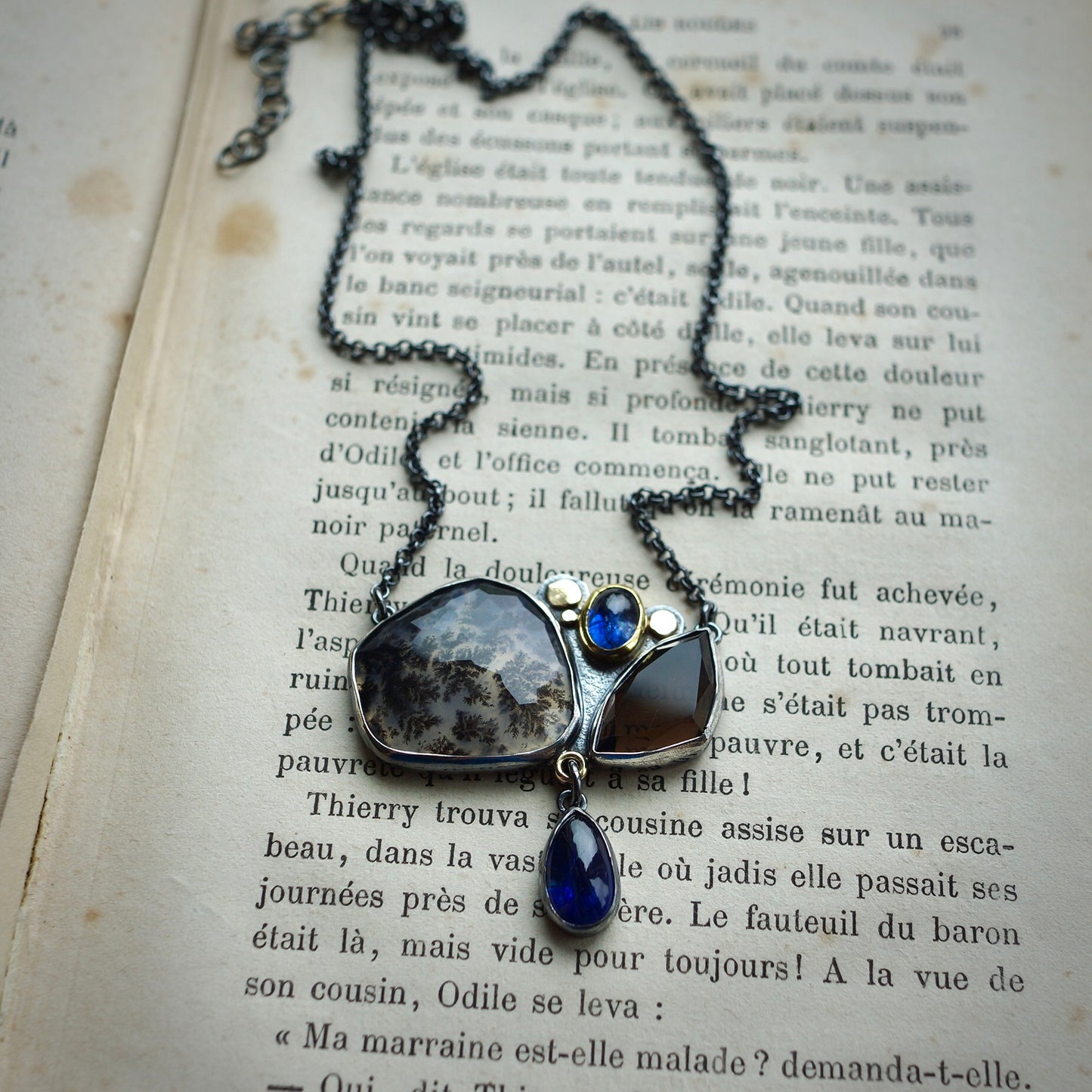 Dendritic agate, smokey quartz and blue kyanite necklace