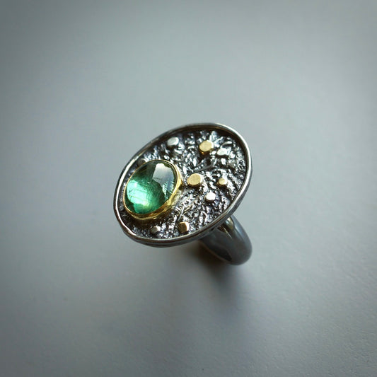 Green kyanite Pebble Ring