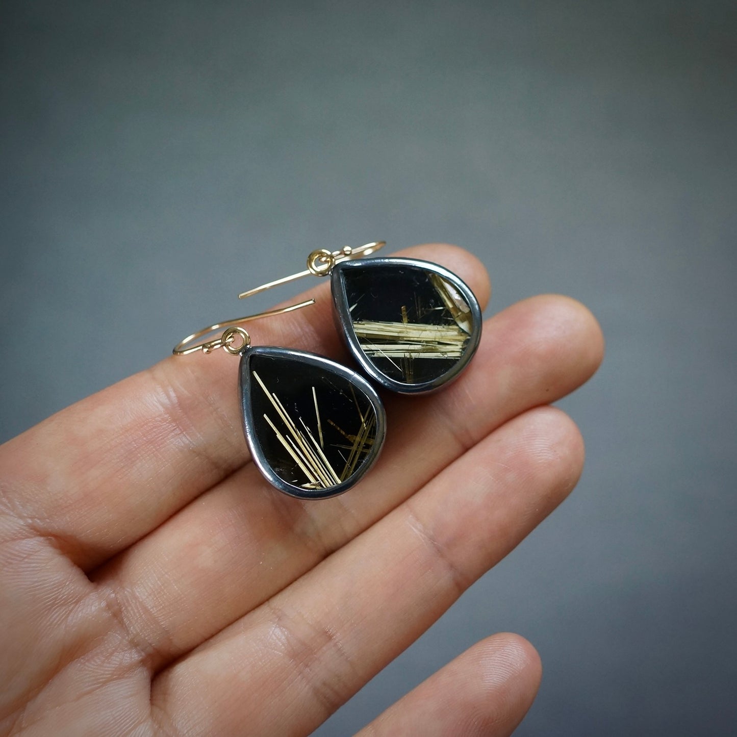 Rutilated quartz and black onyx doublet earrings