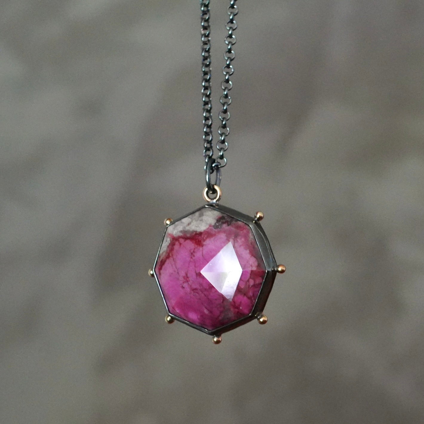 Cobalto calcite pendant
