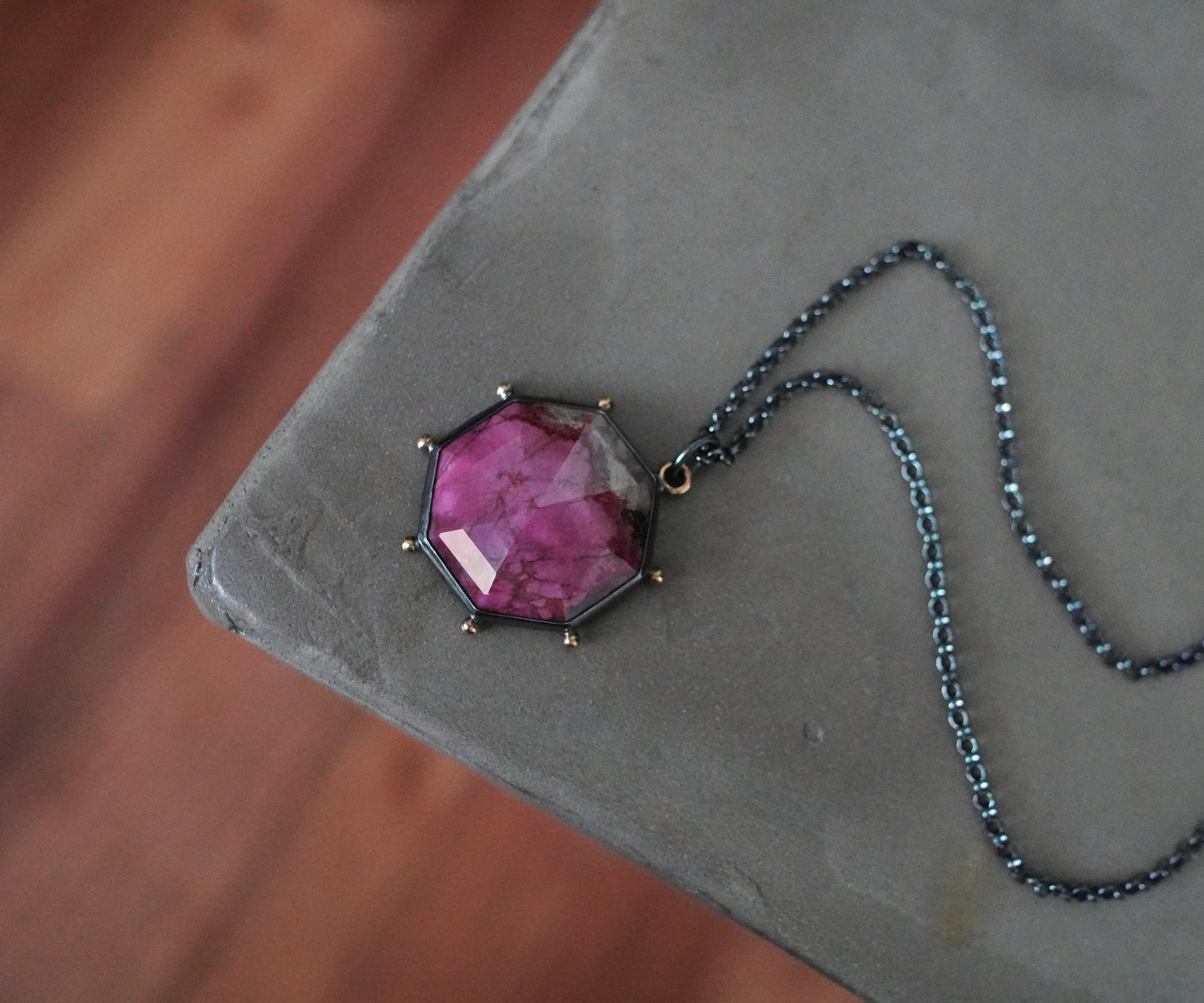 Cobalto calcite pendant