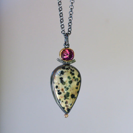 Dalmatian jasper and rhodolite garnet pendant