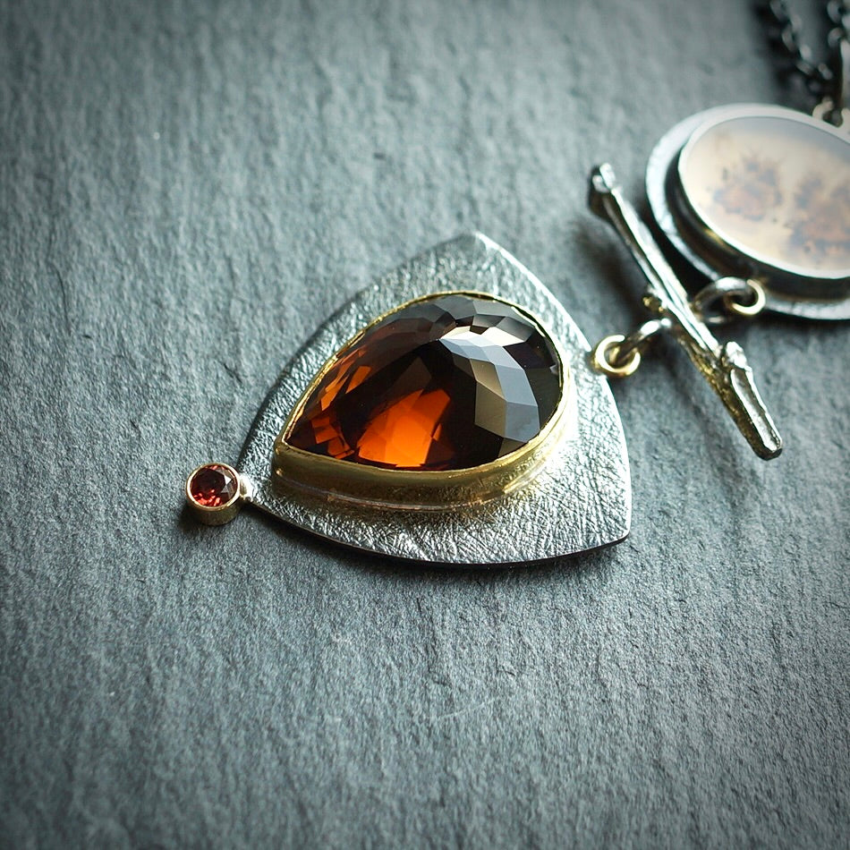 Dendritic agate and smokey tourmaline pendant