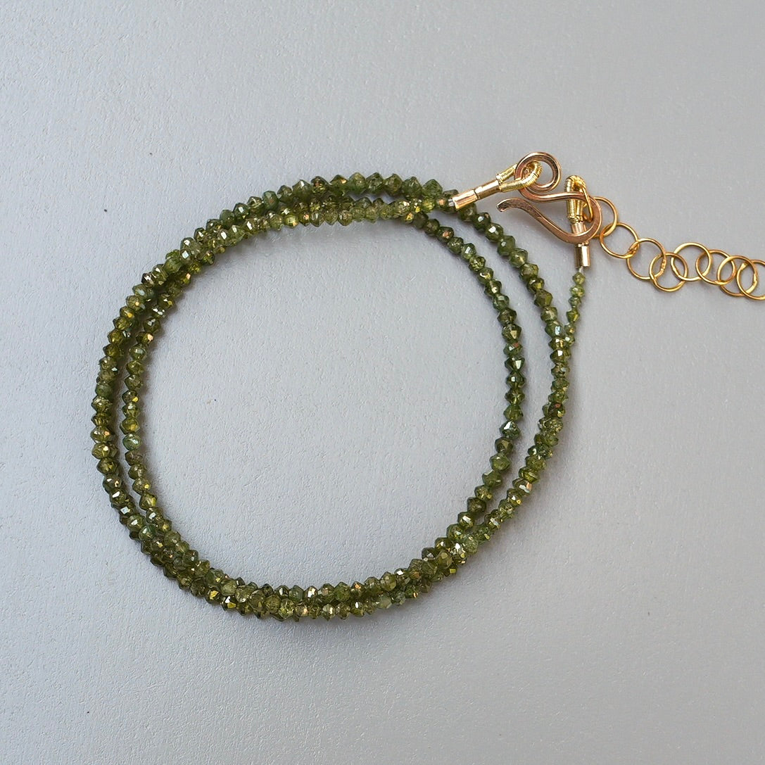 Green diamond necklace