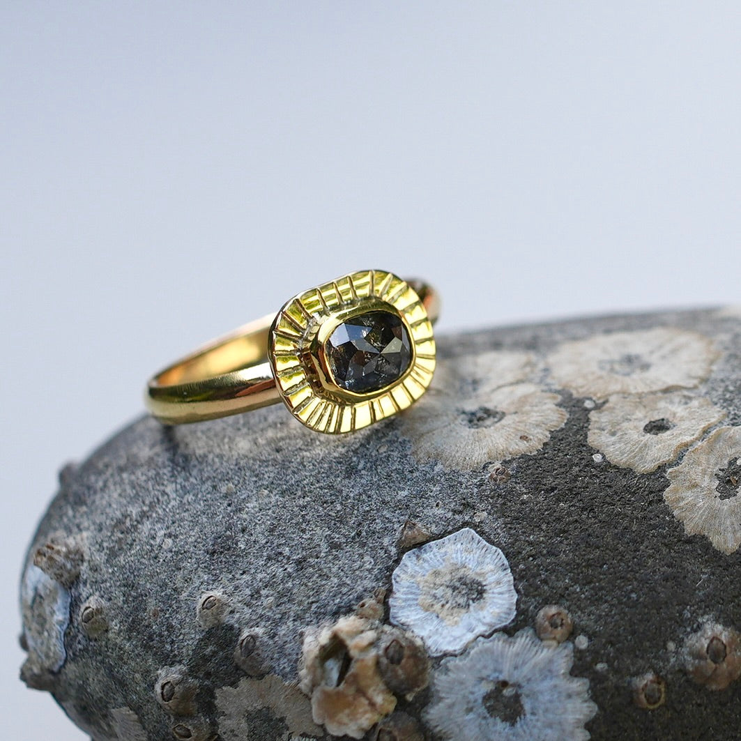 18K solid gold Salt and Pepper Diamond ring