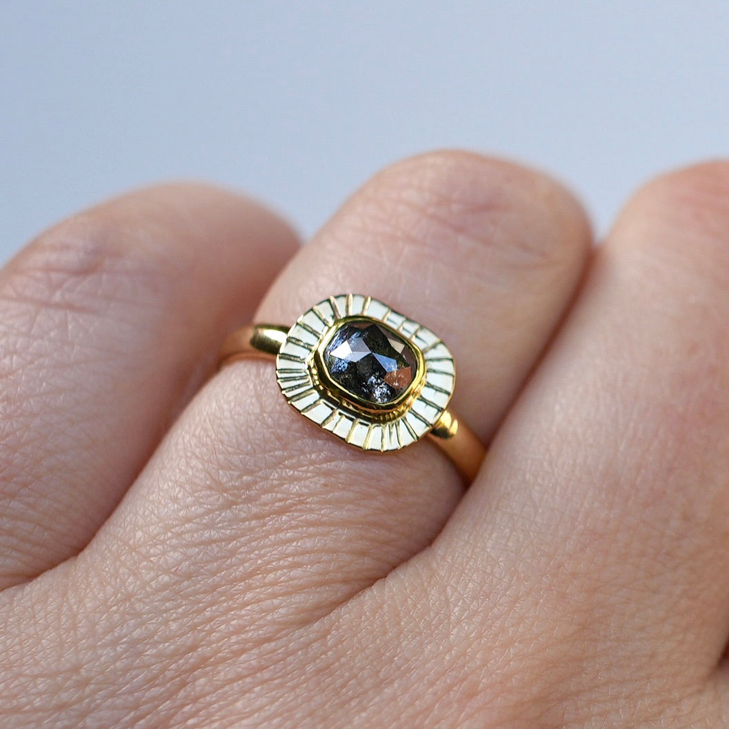18K solid gold Salt and Pepper Diamond ring