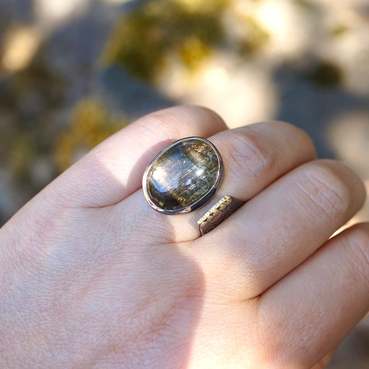 Scapolite ring