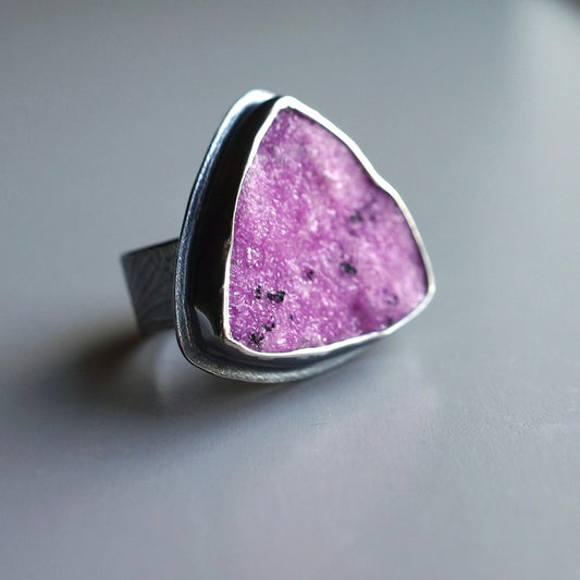 Cobalto calcite druzy ring