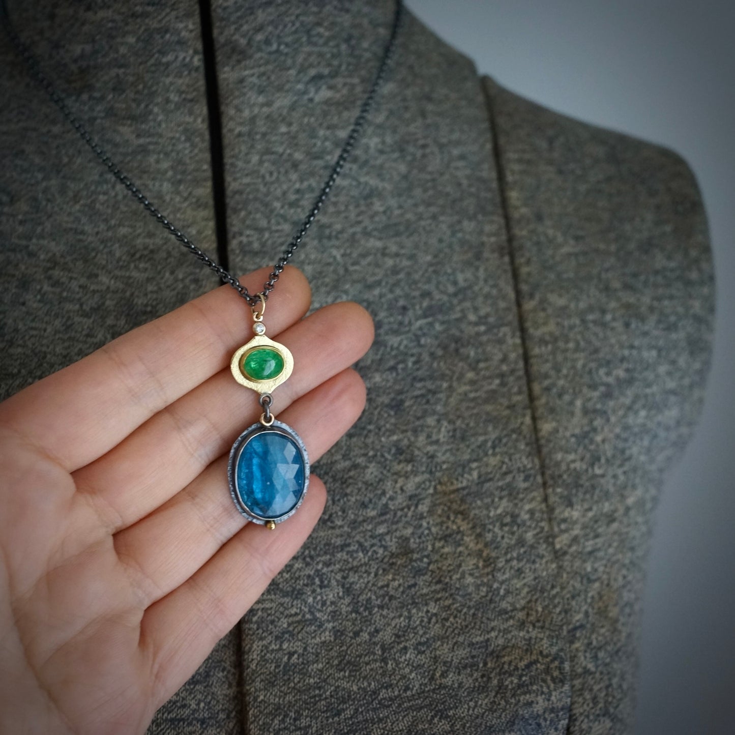 Kyanite, tsavorite and diamond pendant