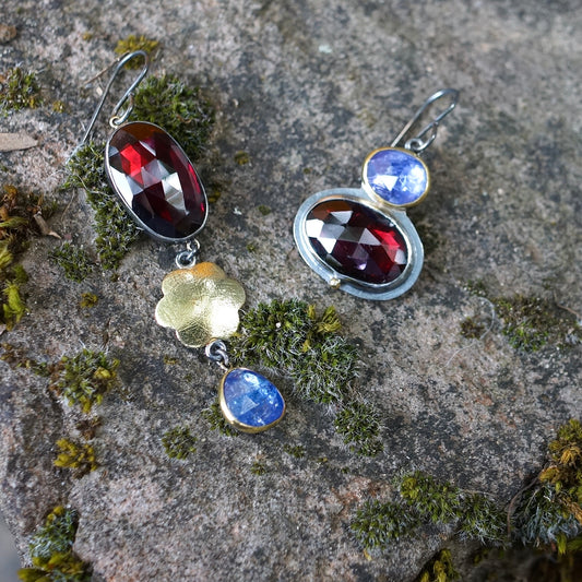 Garnet and tanzanite earrings with gold flower