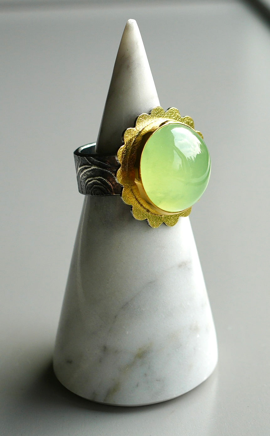 Prehnite Spring Ring