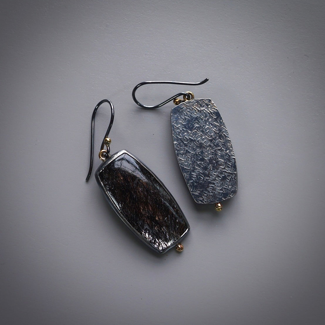 Tourmalinated quartz earrings