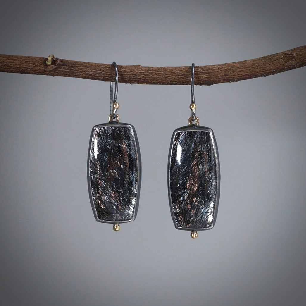 Tourmalinated quartz earrings