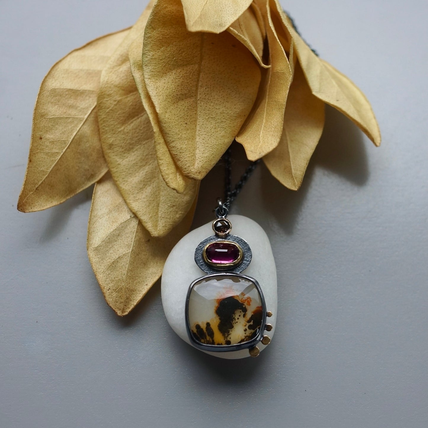 Dendritic agate, garnet and chocolate diamond pendant