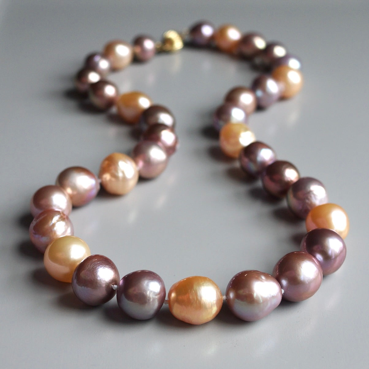 Baroque pearl necklace