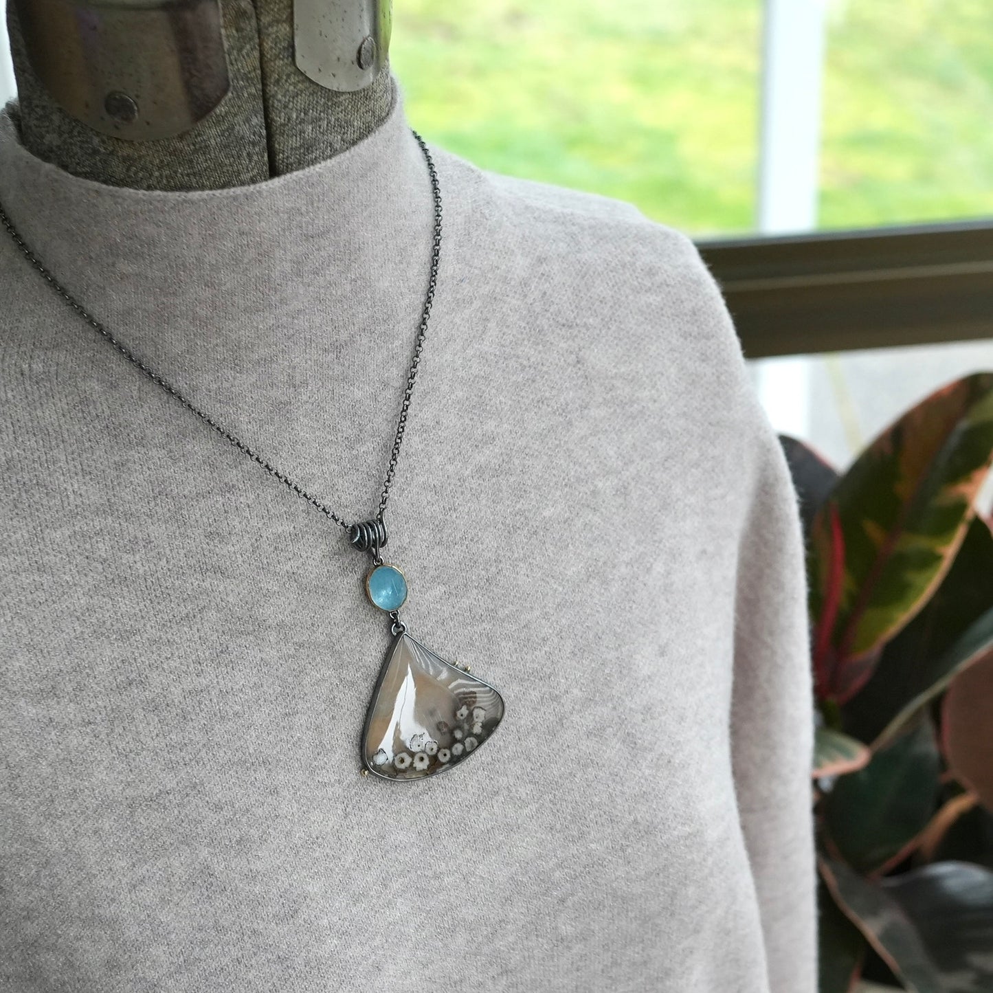 Aquamarine and floral agate pendant