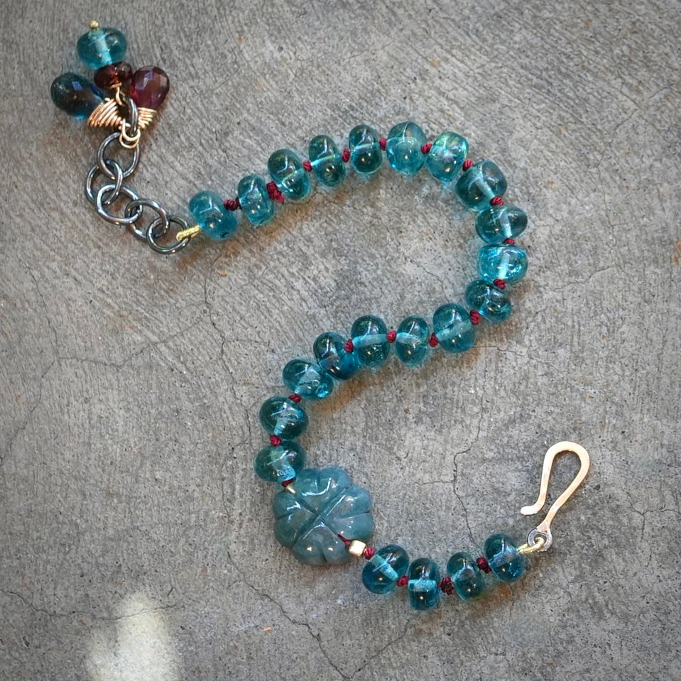 London blue topaz, jade and garnet silk-knotted bracelet
