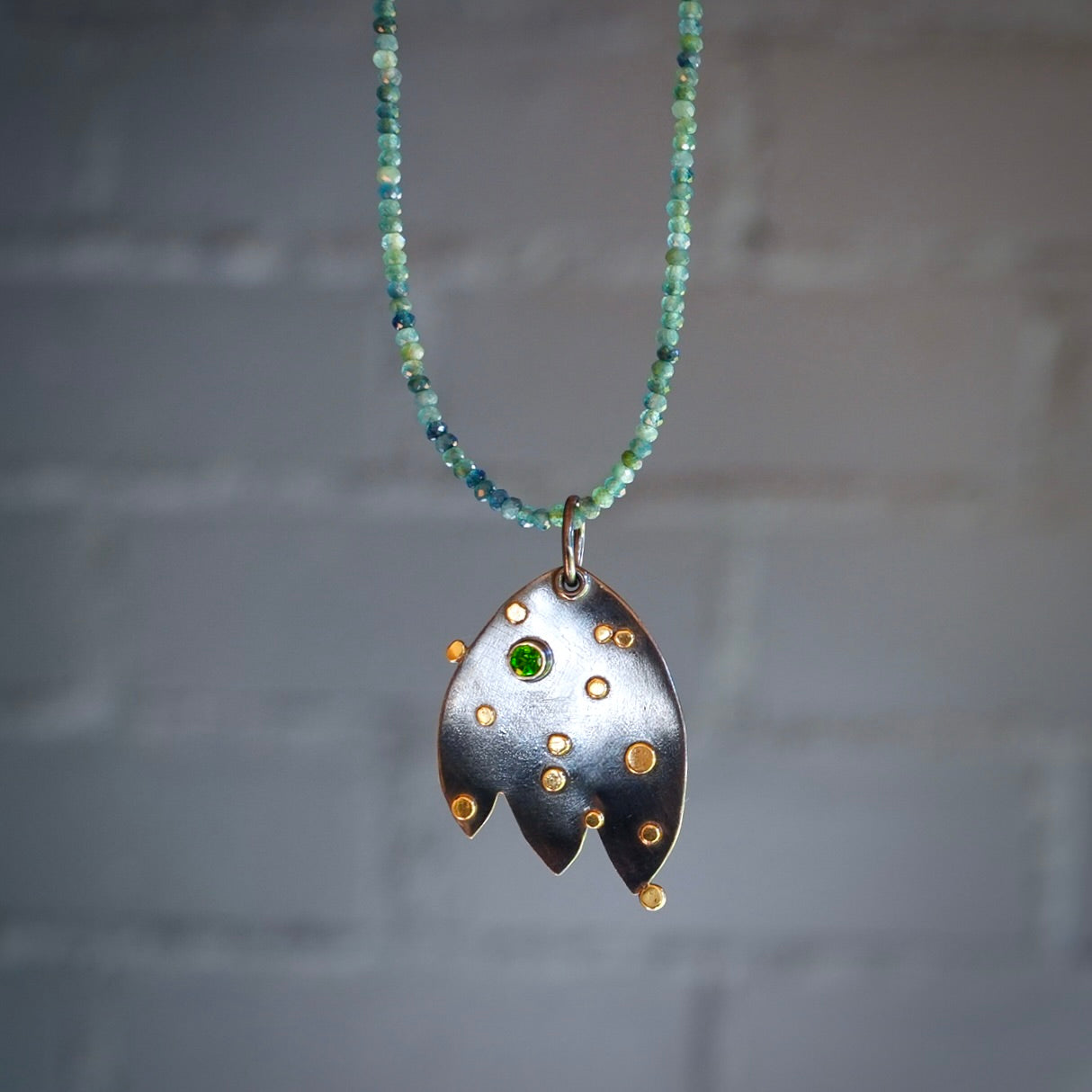 Tulip necklace