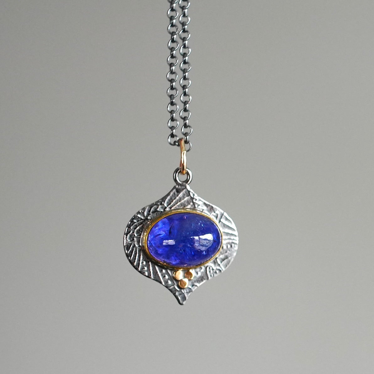 Tanzanite pendant