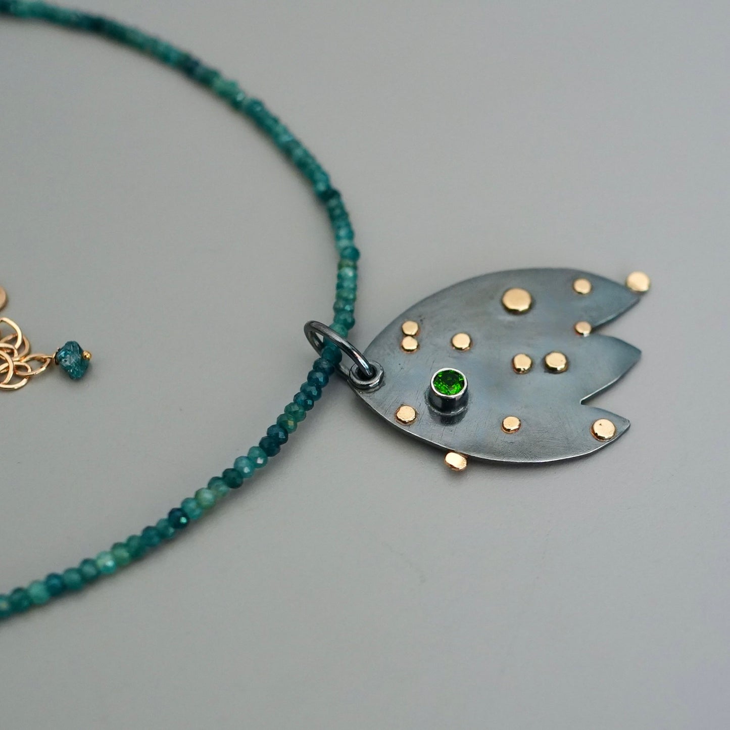 Tulip necklace