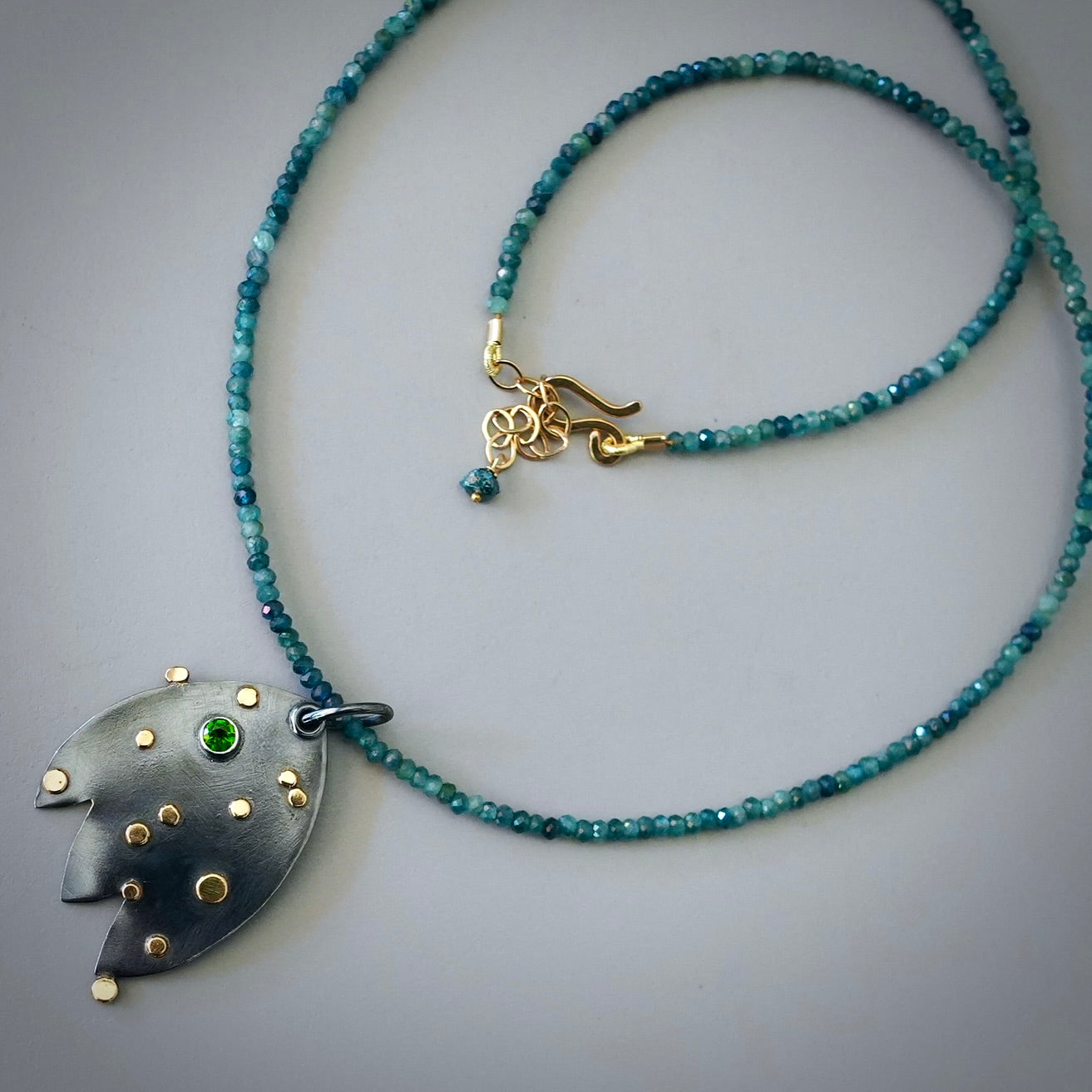 Tulip necklace