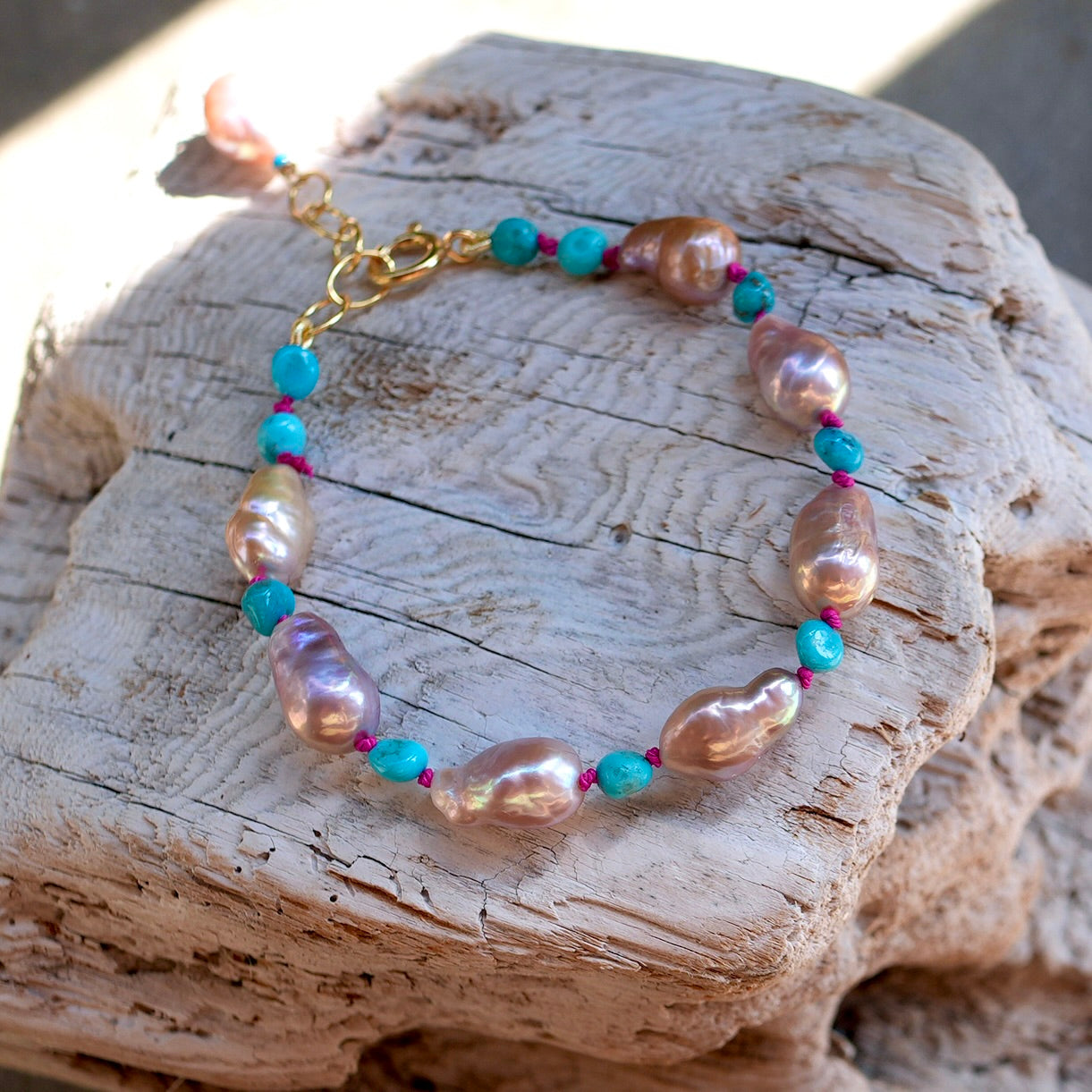 Baroque pearl and Sleeping beauty turquoise bracelet -