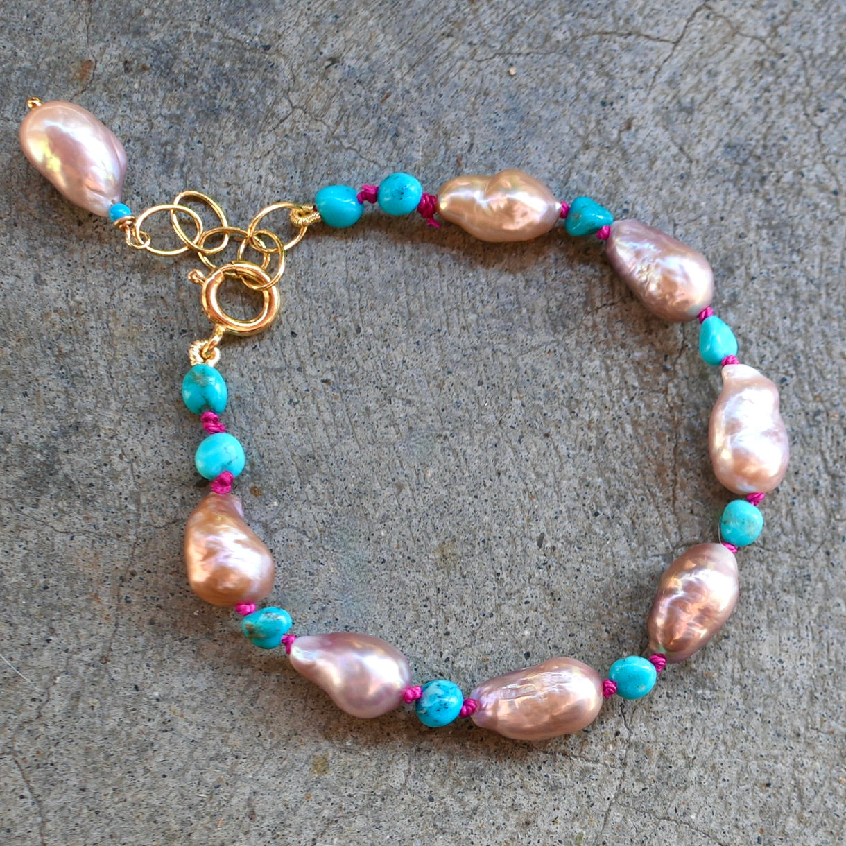 Baroque pearl and Sleeping beauty turquoise bracelet -